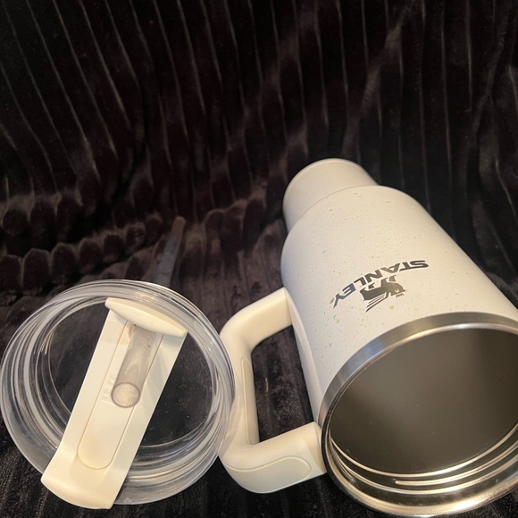 Stanley White pearl, iridescent Travel Mug 40 oz - Picture 2 of 2